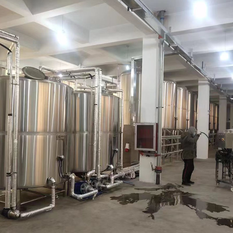 比如精酿啤酒设备